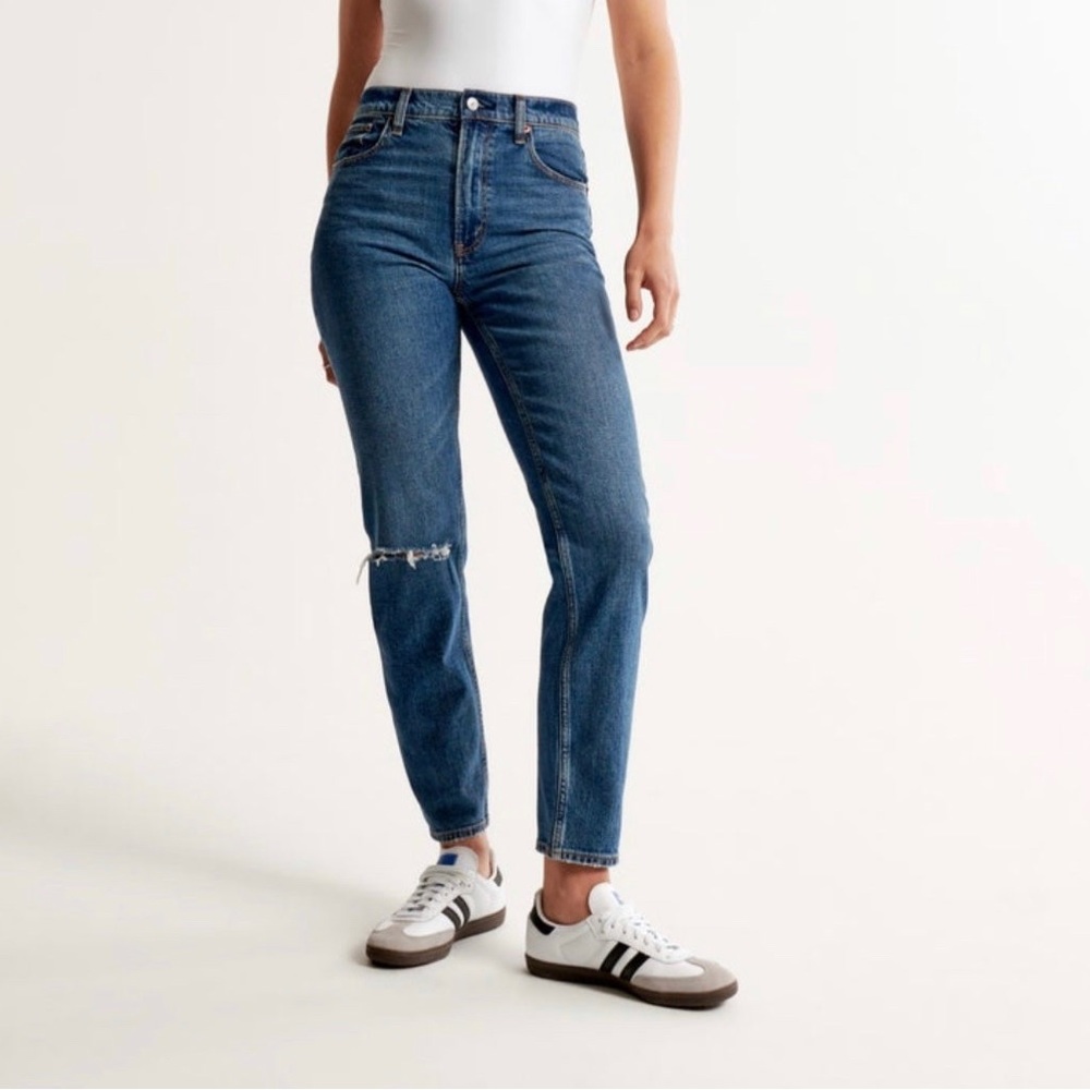 Curve Love - High Rise Mom Jean
